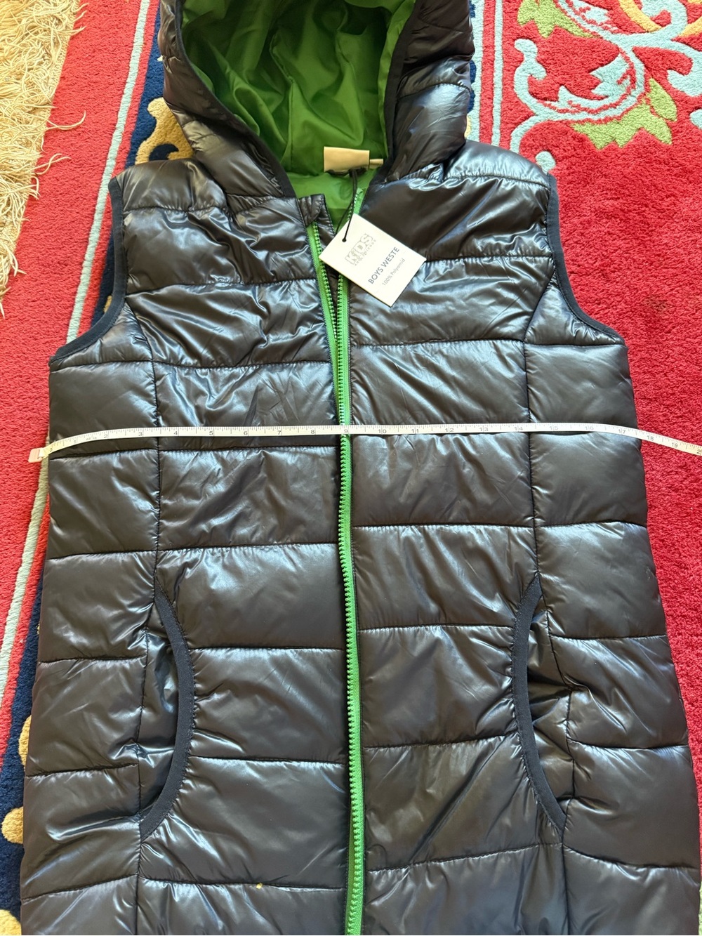 Kids & Friends Boys Hooded Puffer Vest | Navy & Green | NWT | Size 14–16 - Picture 6 of 7